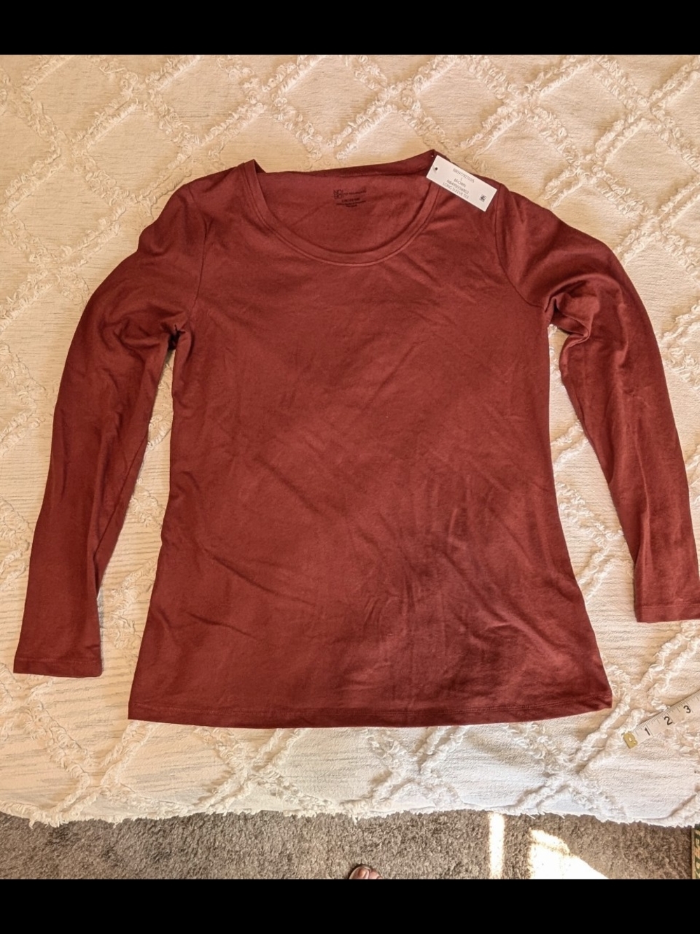 No Boundaries Junior's 11-13/Lrg Long Sleeve Crewneck Top in Rust - NWT